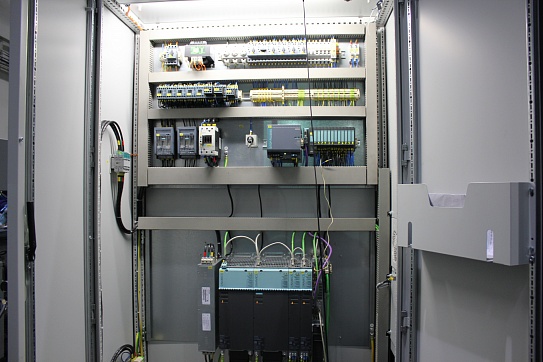 Лоботокарный станок DFM30-NCC1000-250
